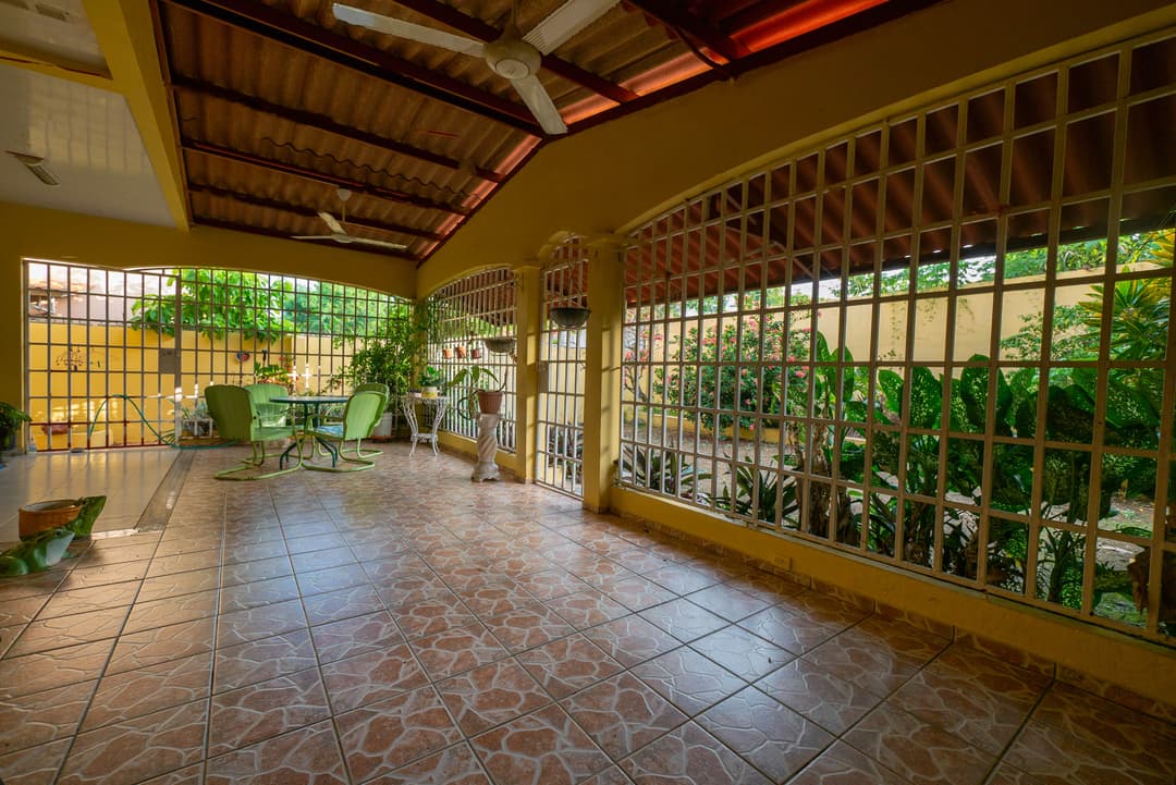 CASA QUINTAS DE VILLA FLOR