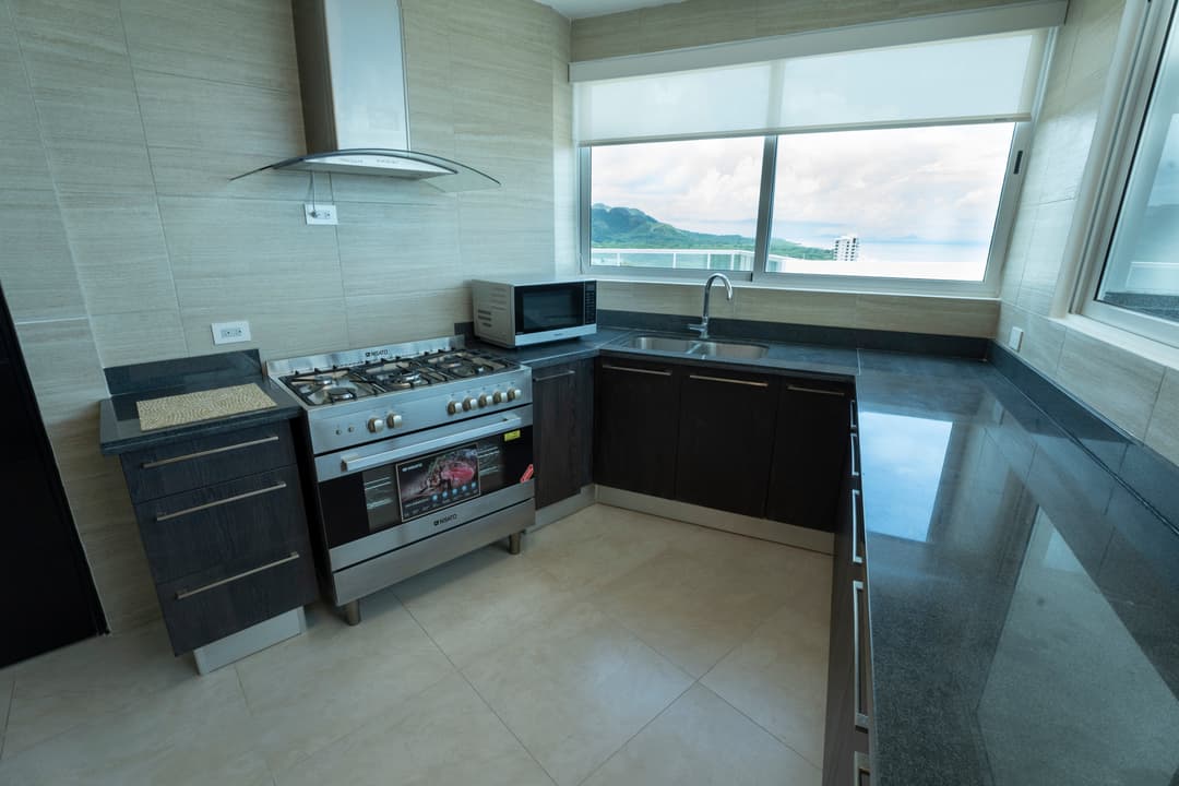 PH OCEAN WAVES TORRE 200