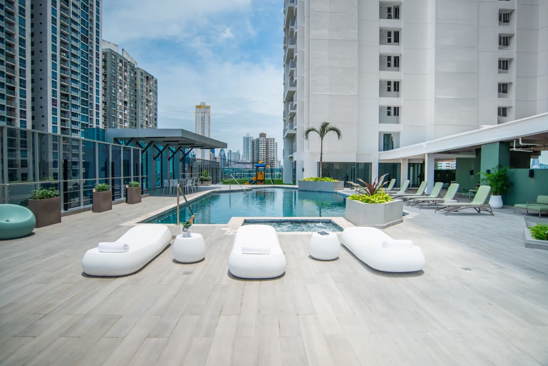PARK SQUARE RISE